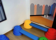 开云-巴勒斯坦选手挑战平衡木项目