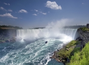 开云体育登录-夜幕下的奇迹，劳塔罗压哨一击，莱比锡红牛颠覆拜仁王朝