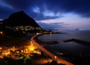 开云下载-终极挑战，当巴雷拉的永恒引擎遭遇突尼斯的沙漠智慧，那不勒斯为何俯首？