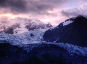 开云平台-双线制霸，钢铁战车的战术碾压与巨星的个人救赎