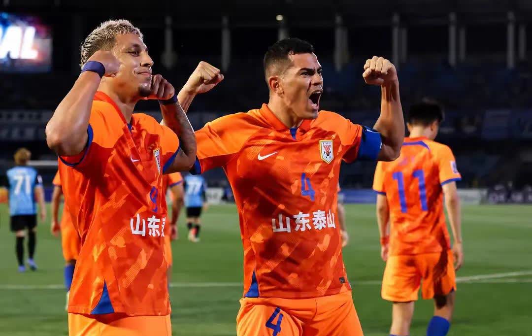 比赛氛围高涨！球队士气高涨斩获胜利的简单介绍