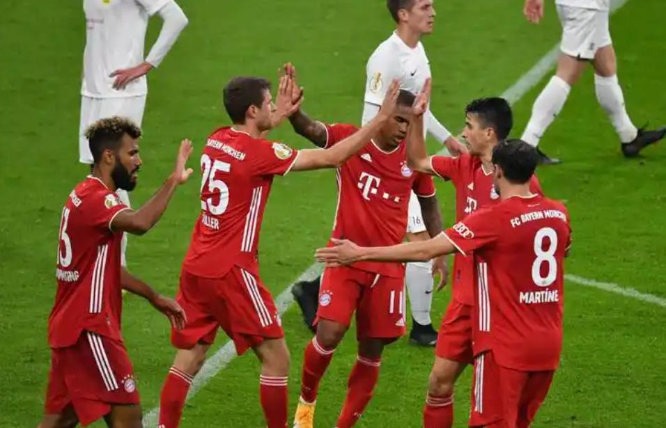 德甲冠军赛况激烈,争夺激烈 德甲冠军赛况激烈,争夺激烈