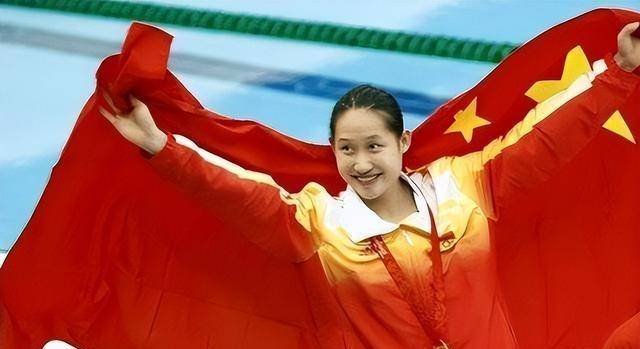 斯里兰卡女子游泳选手勇夺金牌 斯里兰卡女子游泳选手勇夺金牌