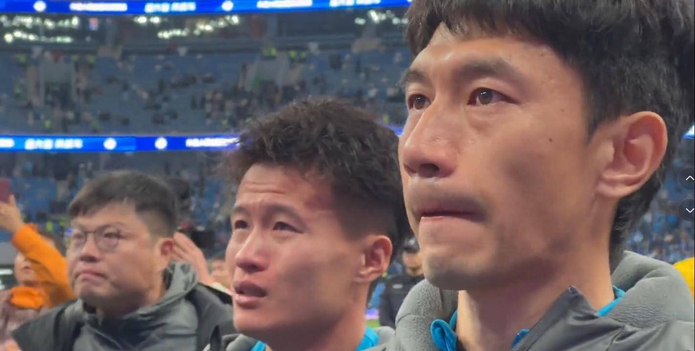 关于比赛后续:胜利者秀出庆祝动作的信息 关于比赛后续:胜利者秀出庆祝动作的信息