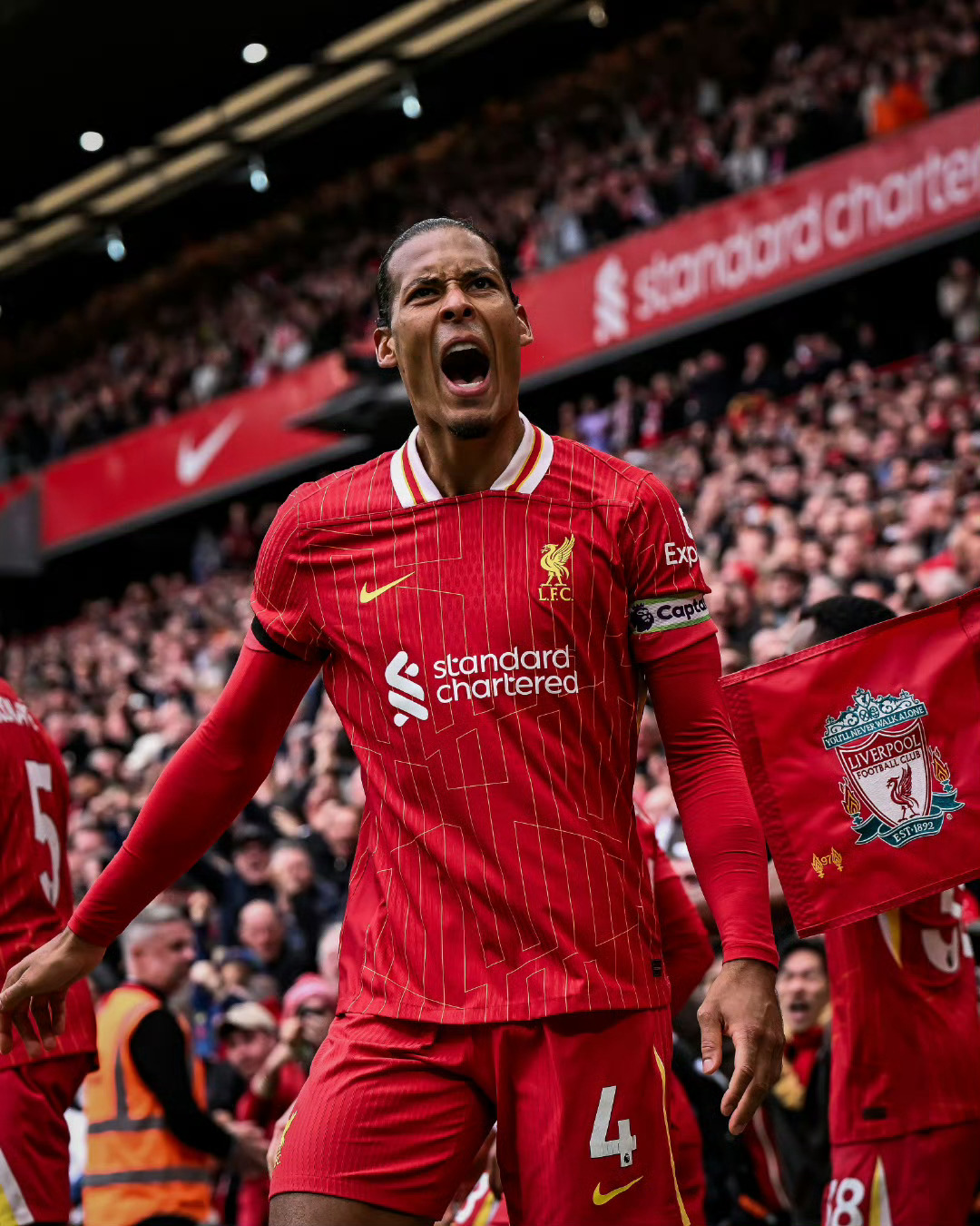 关于西汉姆联客场战平保持不败纪录的信息