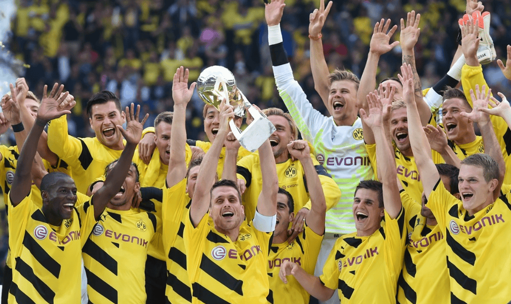 多特蒙德中场球员表现神勇,领队取得连胜 多特蒙德中场球员表现神勇,领队取得连胜