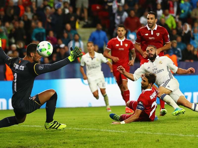 那不勒斯完胜勒沃库森,卡瓦哈尔关键制胜 那不勒斯完胜勒沃库森,卡瓦哈尔关键制胜