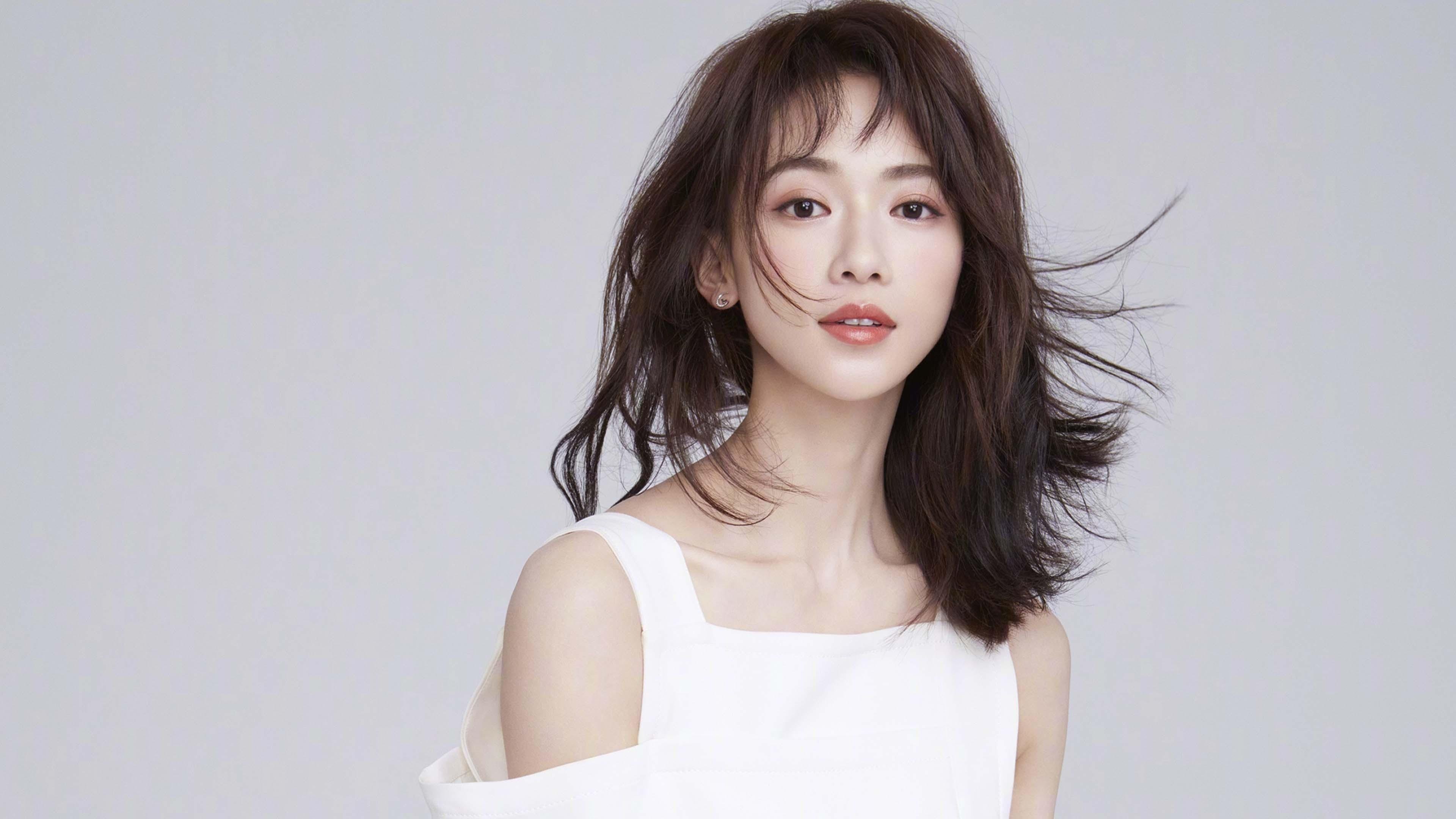 极速攻防，当骑士的终场哨响彻F1的冠军弯道