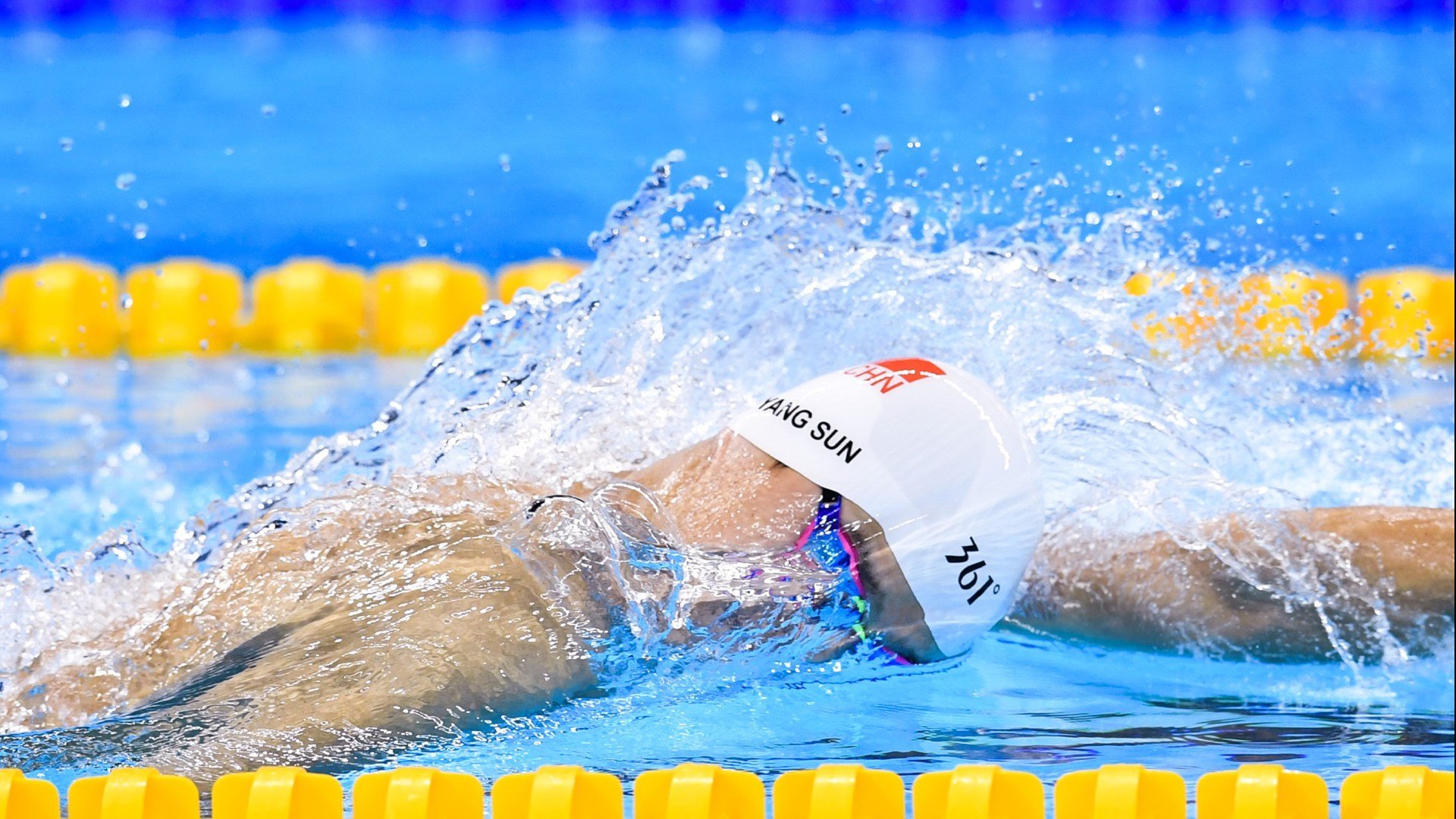 封神夜,布鲁诺禁区之舞,那不勒斯点燃蓝色奇迹