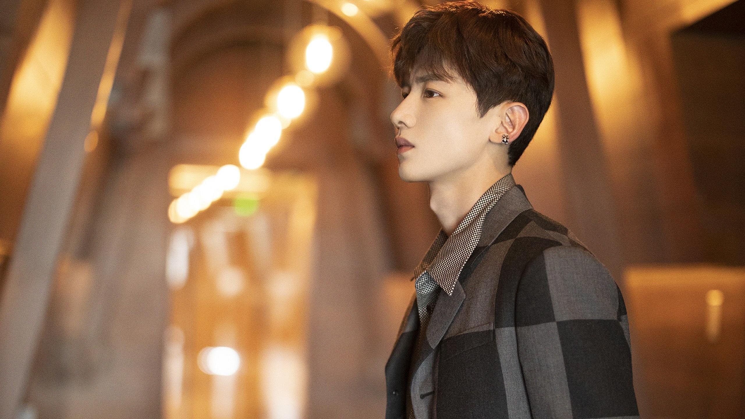 防守绞索!上海队窒息节奏锁死湖人,范弗利特单骑救主接管世界排名争夺战