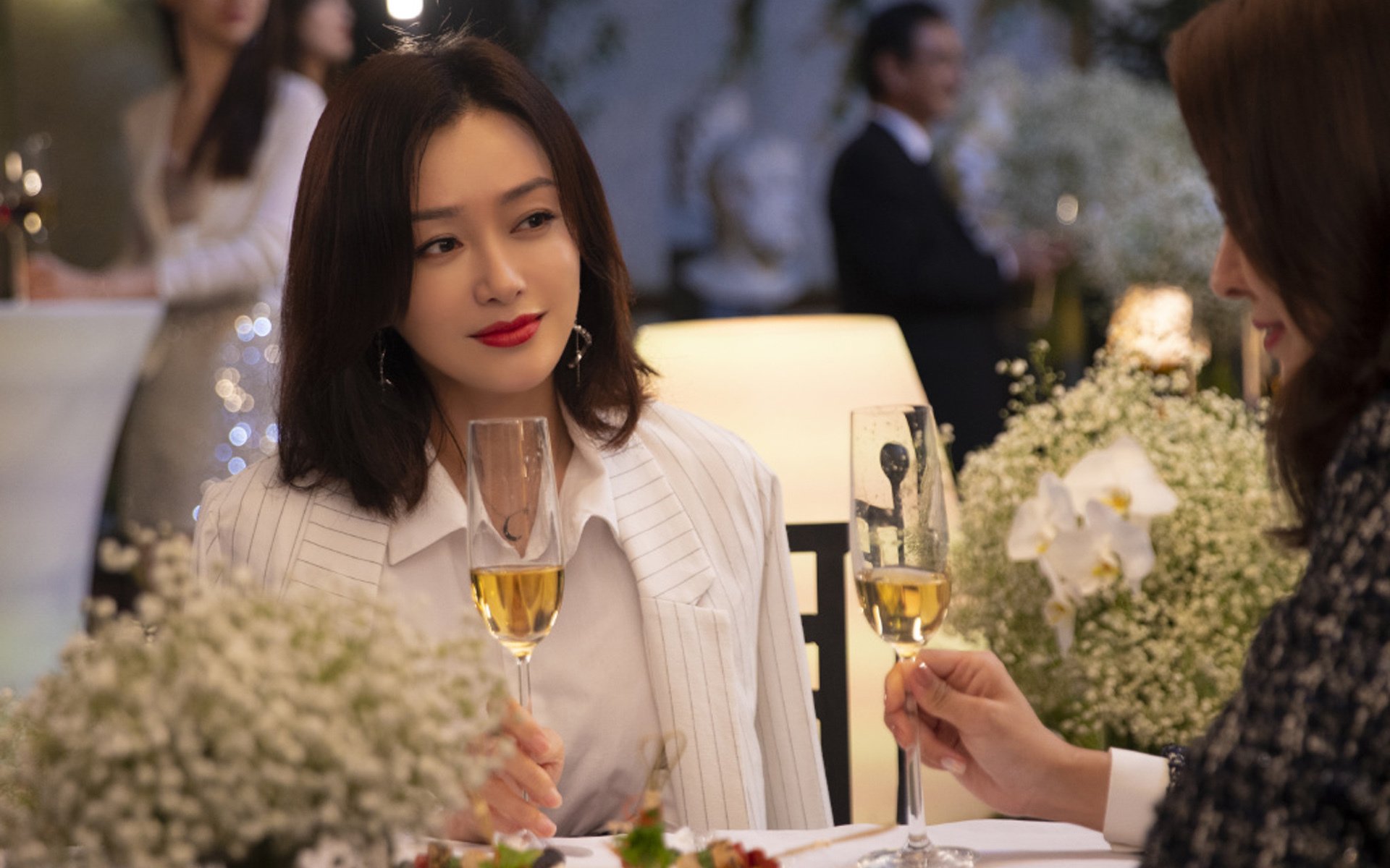 37岁保罗指挥家式胜利，当个人评分拉满遇上鹈鹕团队逆袭